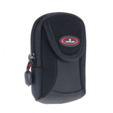 <p>De Isa is een gewatteerd cameratasje die uitstekend uw compact camera beschermt. Voorzien van een handvat zodat u hem overal mee naar toe kunt nemen! Gemaakt van hoog kwalitatief nylon en polyester.</p>
<p>Exterieur: Nylon combinatie<br />Interieur: Polyester</p>
<p>Binnenmaat:<br />62 (b)x 25(d) x 95(h) mm</p>
<p>Buitenmaat:<br />85(b) x 55(d) x 115(h) (mm)</p>